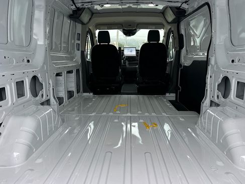 New 2026 Ford Transit 150 Low Roof RWD image 14