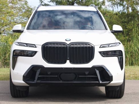 Used 2023 BMW X7 xDrive40i w/ M Sport Package image 82