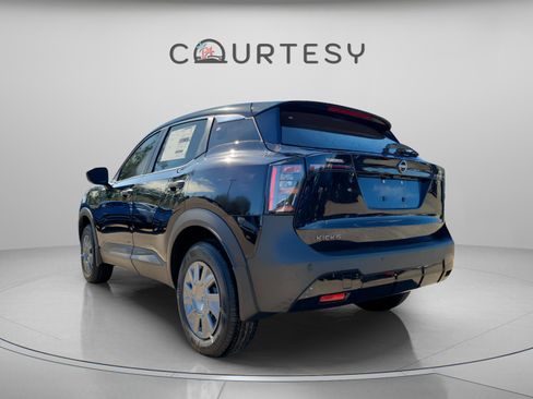 New 2026 Nissan Kicks S image 2