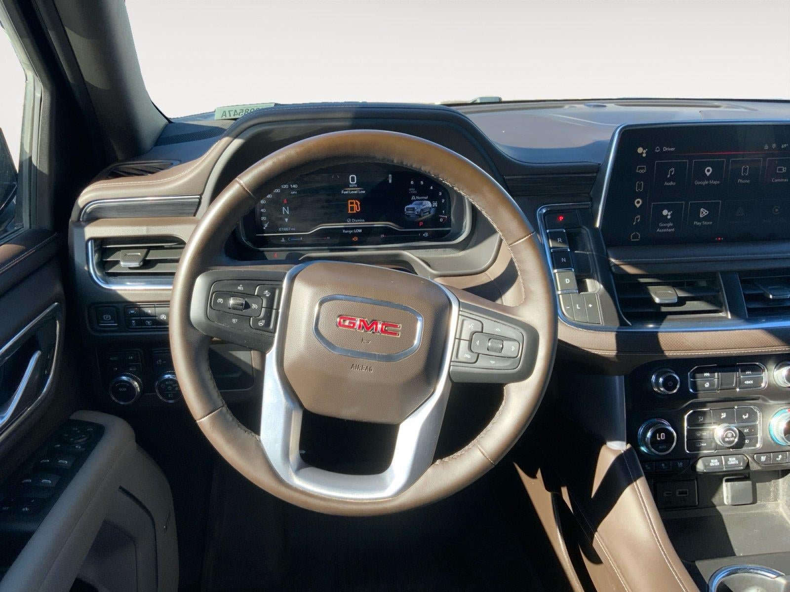 Certified 2023 GMC Yukon SLT w/ SLT Luxury Package AWD/4WD image 12
