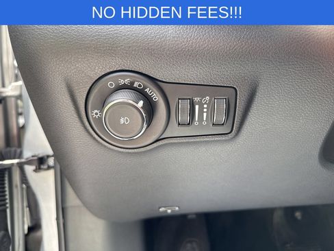 Used 2024 Jeep Compass Limited AWD/4WD image 30