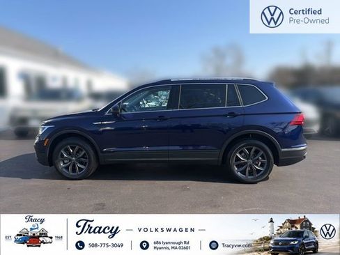 Certified 2023 Volkswagen Tiguan SE w/ Panoramic Sunroof Package AWD/4WD image 5