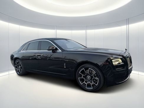 Used 2017 Rolls-Royce Ghost image 1