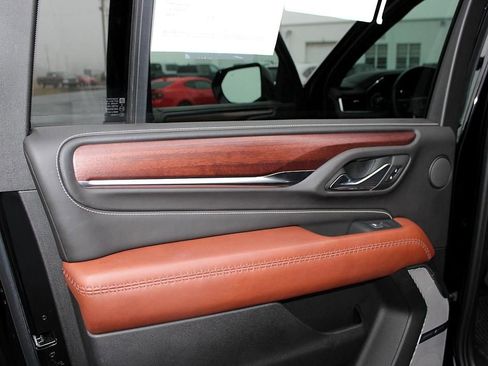 Used 2023 GMC Yukon XL Denali Ultimate image 33