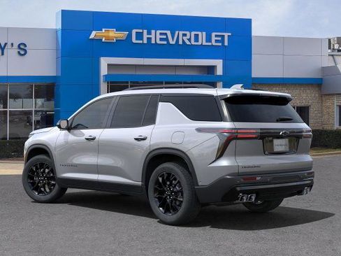 New 2025 Chevrolet Traverse LT w/ Midnight/Sport Edition image 29