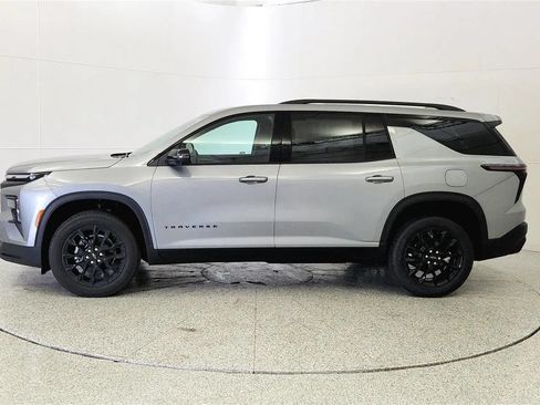 New 2026 Chevrolet Traverse LT w/ Midnight/Sport Edition AWD/4WD image 4