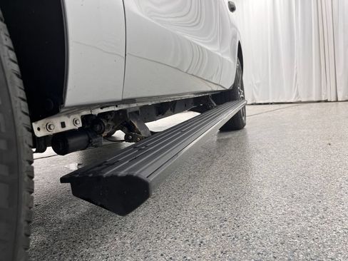Used 2020 Ford Expedition Limited w/ Equipment Group 303A AWD/4WD image 7