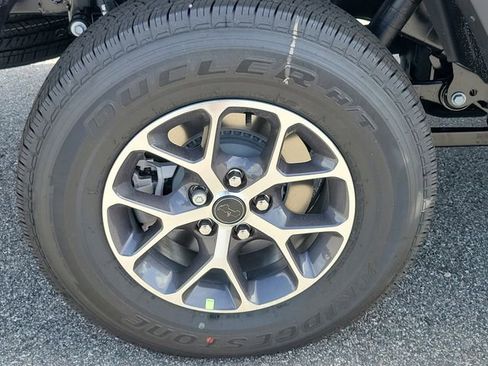 New 2026 Jeep Gladiator Sport image 5