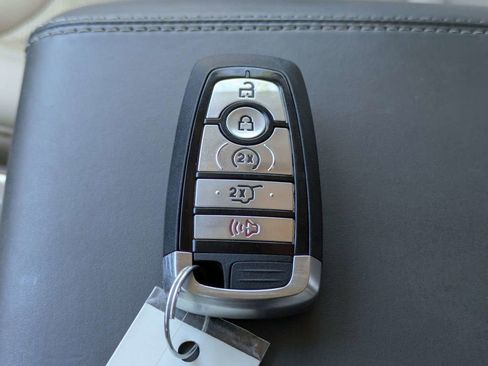 Used 2021 Ford Explorer Platinum w/ Equipment Group 601A AWD/4WD image 47