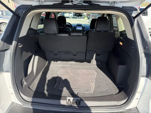 Used 2019 Ford Escape SE FWD image 5