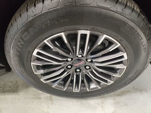 New 2026 GMC Yukon Elevation image 4