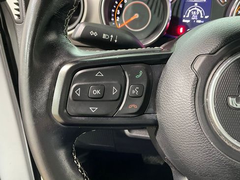 Used 2020 Jeep Wrangler Unlimited Sport image 10