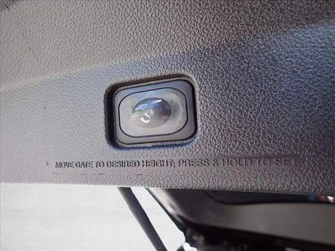 Used 2013 Ford Explorer XLT AWD/4WD image 9