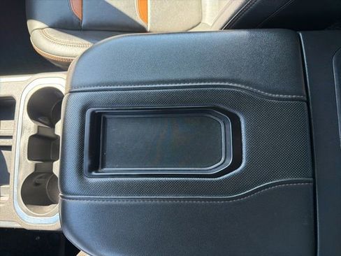 Used 2021 GMC Sierra 1500 AT4 w/ AT4 Premium Package AWD/4WD image 21