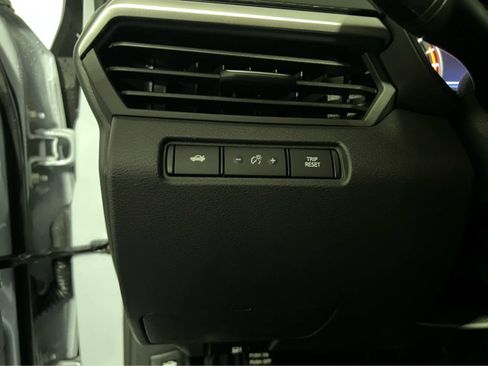 Certified 2025 Nissan Altima 2.5 SR w/ SR Premium Package image 18