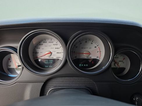 Used 2009 Dodge Challenger SRT8 w/ SRT Option Group II RWD image 35