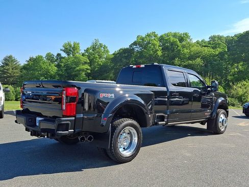 Used 2026 Ford F450 Platinum w/ FX4 Off-Road Package AWD/4WD image 6