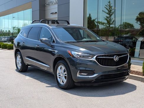 Used 2018 Buick Enclave Premium FWD image 9