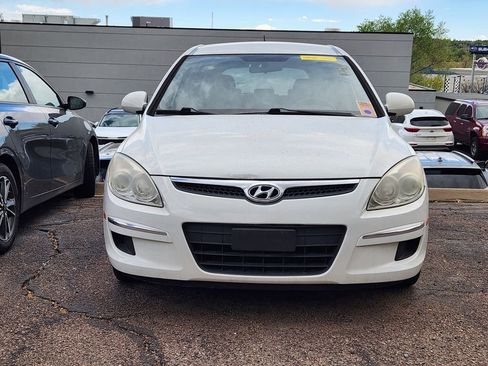 Used 2010 Hyundai Elantra GLS image 18