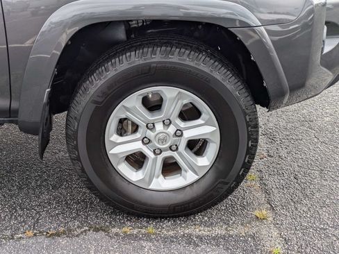 Used 2018 Toyota 4Runner SR5 Premium AWD/4WD image 11