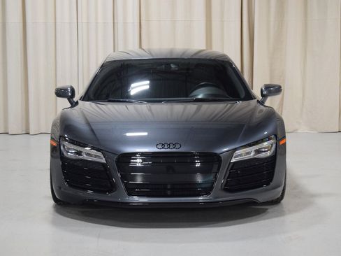 Used 2014 Audi R8 V8 w/ Convenience Package image 8