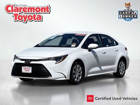 Certified 2024 Toyota Corolla LE image 1