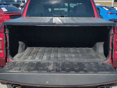 Used 2019 RAM 1500 Laramie Longhorn image 27