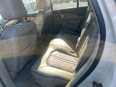 Used 2015 Lincoln MKX AWD w/ Equipment Group 101A image 9