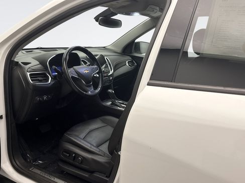 Used 2021 Chevrolet Equinox Premier w/ Redline Edition FWD image 10