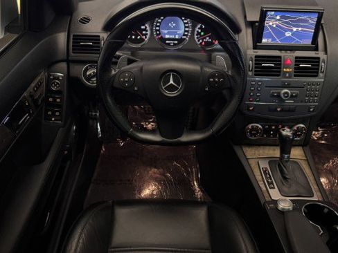 Used 2010 Mercedes-Benz C 63 AMG Sedan image 5