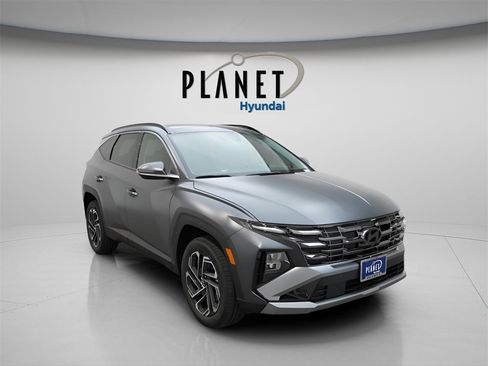 New 2025 Hyundai Tucson Limited image 1