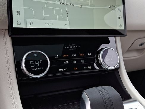 New 2026 Jaguar F-PACE R-Dynamic S image 14