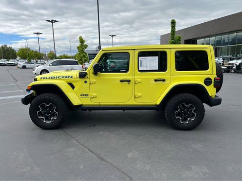 Used 2023 Jeep Wrangler Unlimited Rubicon 4xe w/ Safety Group AWD/4WD image 12