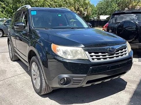 Used 2013 Subaru Forester 2.5X Touring AWD/4WD image 14