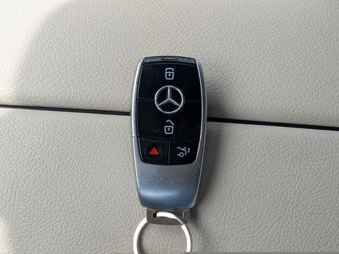 Used 2022 Mercedes-Benz E 350 Sedan image 29