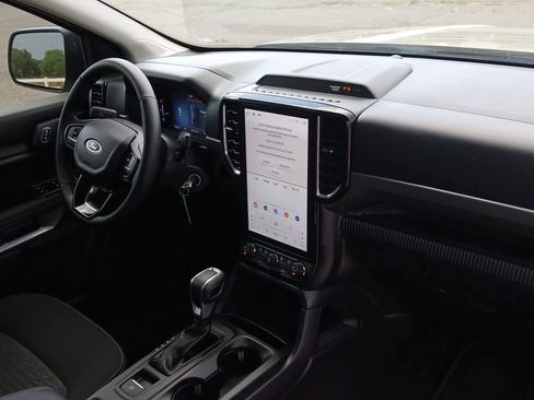 Used 2025 Ford Ranger XLT w/ Equipment Group 301A High RWD image 69