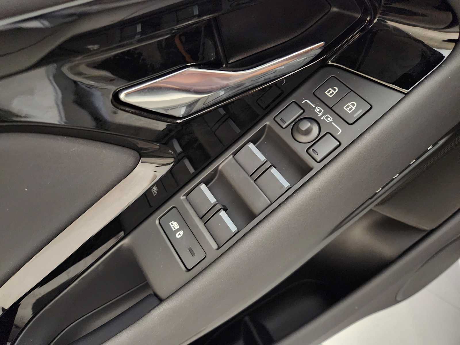 New 2026 Land Rover Range Rover Evoque S AWD/4WD image 22