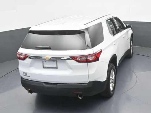 Used 2021 Chevrolet Traverse LS image 46