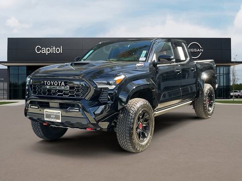 Used 2025 Toyota Tacoma TRD Pro image 1