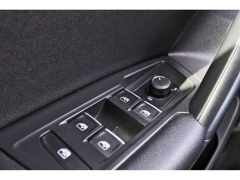 Used 2021 Volkswagen Tiguan SE R-Line FWD image 23
