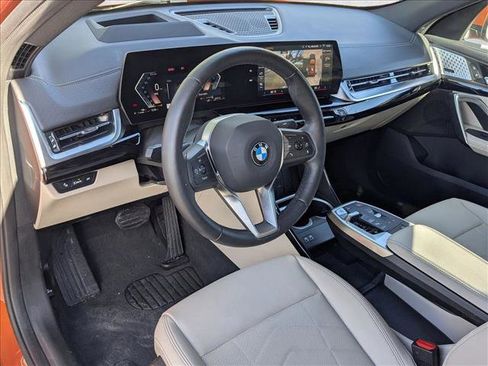 Used 2025 BMW X2 xDrive28i w/ Technology Package image 10