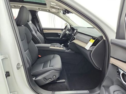 New 2026 Volvo XC90 B5 Plus w/ Protection Package image 14