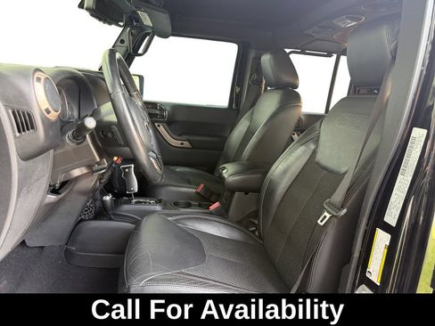 Used 2017 Jeep Wrangler Unlimited Sahara AWD/4WD image 10