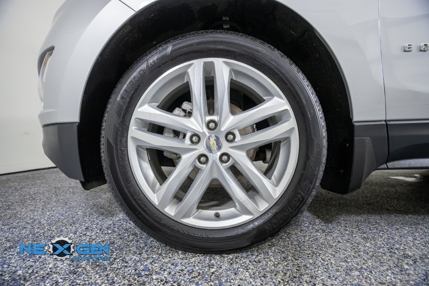 Used 2021 Chevrolet Equinox Premier AWD/4WD image 46