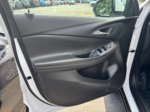 Used 2026 Buick Encore GX Preferred AWD/4WD image 15