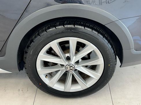 Used 2017 Volkswagen Golf Alltrack SEL AWD/4WD image 42