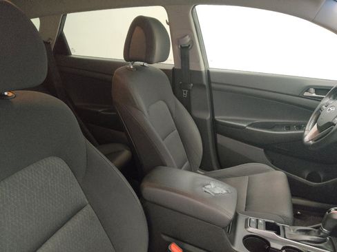 Used 2017 Hyundai Tucson Sport FWD image 21