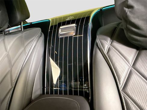 Used 2023 Mercedes-Benz Maybach S 680 4MATIC image 30