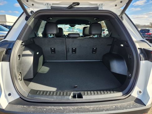 New 2026 Chevrolet Equinox LT w/ Convenience Package II image 23