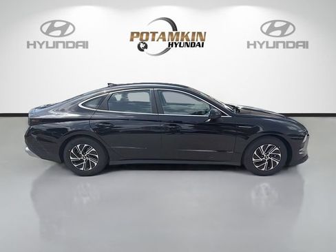 New 2026 Hyundai Sonata Blue FWD image 4